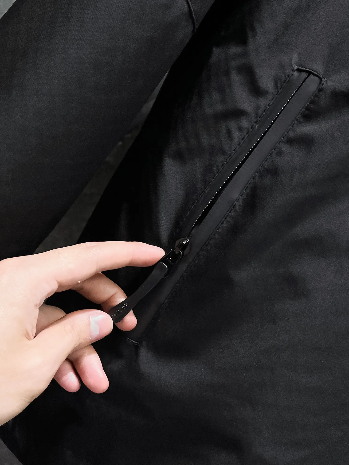 Same Style， ， 2026 New Arrival ， Original Premium Breathable ， ， ， Quality。 ， Sizes：M～3XL，
